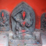 2014-12-09-kathmandu-93-kathesimbhu-stupa-idols-resizeby-donna-yates-cc-by-nc-sa